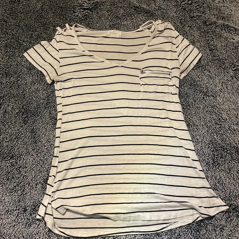 Glitz , small, white and black striped shirt